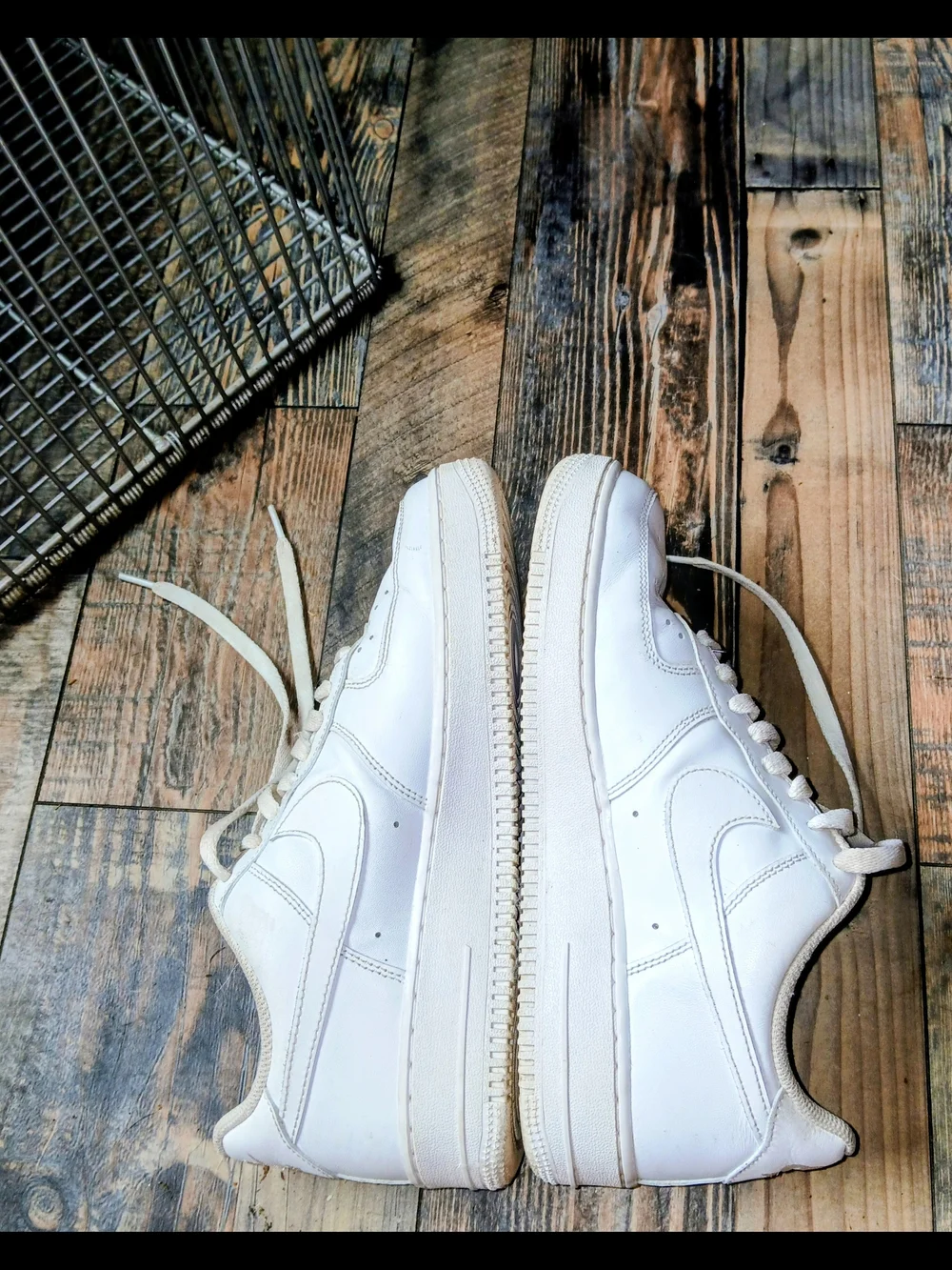 Men's Nike Air Force 1 Sneakers Size 8